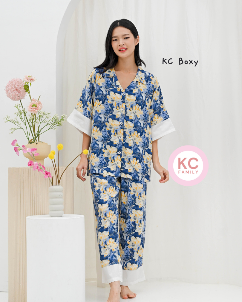 KC Boxy In Starry Galaxy Blue Piyama Wanita / Baju Tidur Celana Panjang Lengan Sesiku