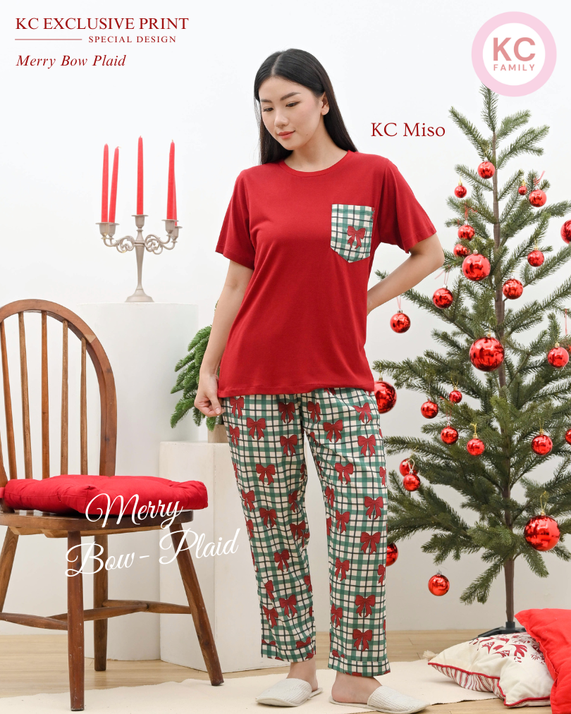 KC Miso in Merry Bow Plaid Baju Tidur Wanita Atasan Kaos Lengan Pendek Celana Panjang