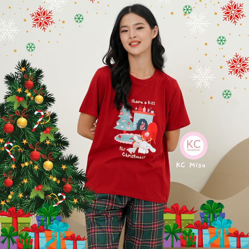 KC Miso in Cute Puppy on X-mas Edition Baju Kaos Lengan Pendek Celana Panjang