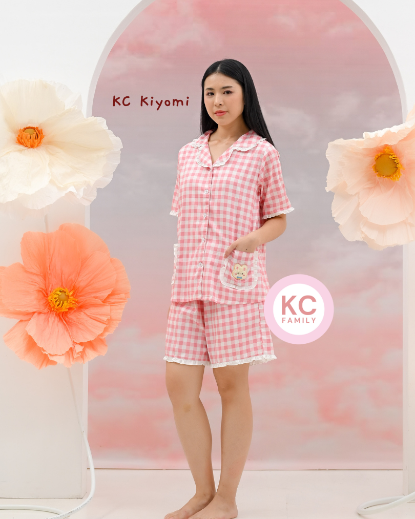 KC Kiyomi in Gingham Bunny Piyama Wanita Baju Tidur Lengan Pendek Celana Pendek