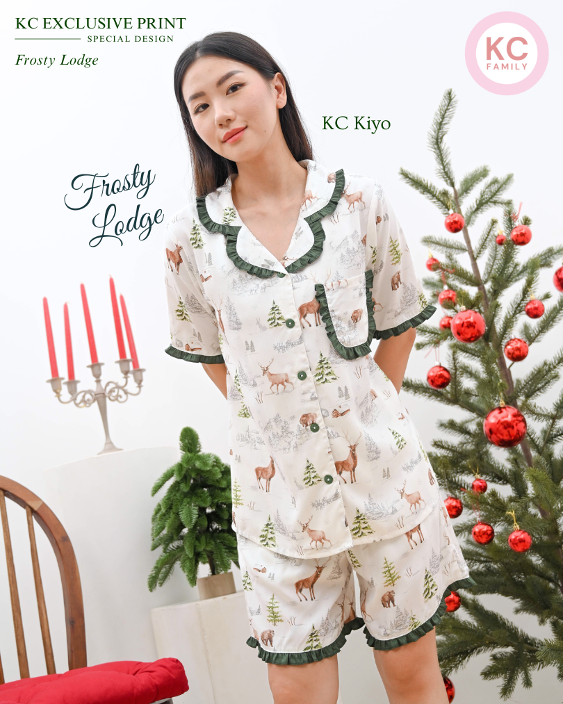 KC Kiyo in Frosty Lodge Piyama Wanita Lengan Pendek Celana Pendek