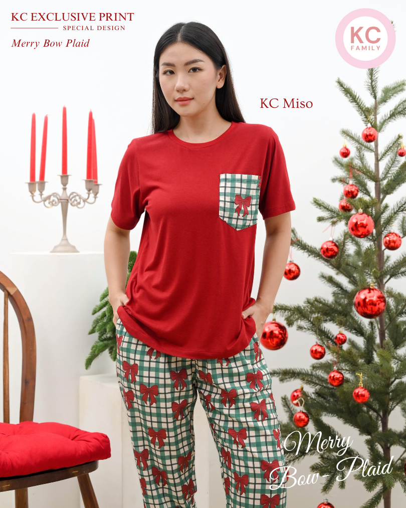 KC Miso in Merry Bow Plaid Baju Tidur Wanita Atasan Kaos Lengan Pendek Celana Panjang