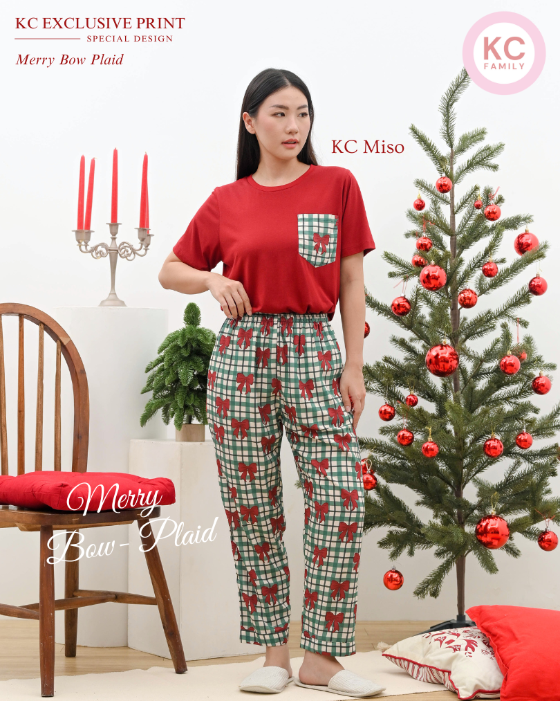 KC Miso in Merry Bow Plaid Baju Tidur Wanita Atasan Kaos Lengan Pendek Celana Panjang