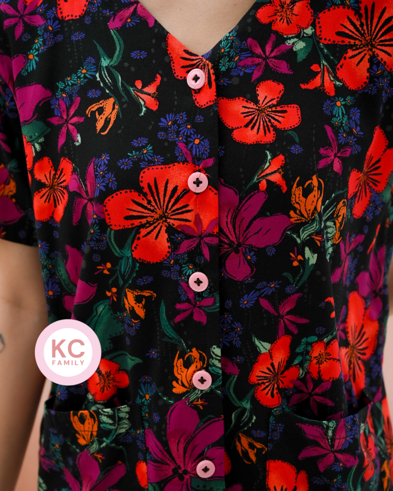 KC Isabel in Tropical Noir Piyama Baju Tidur Wanita Kerah V neck Celana 7/8