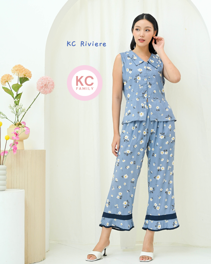 KC Riviere in Daisy Serenade Baju Wanita Tanpa Lengan Celana Panjang