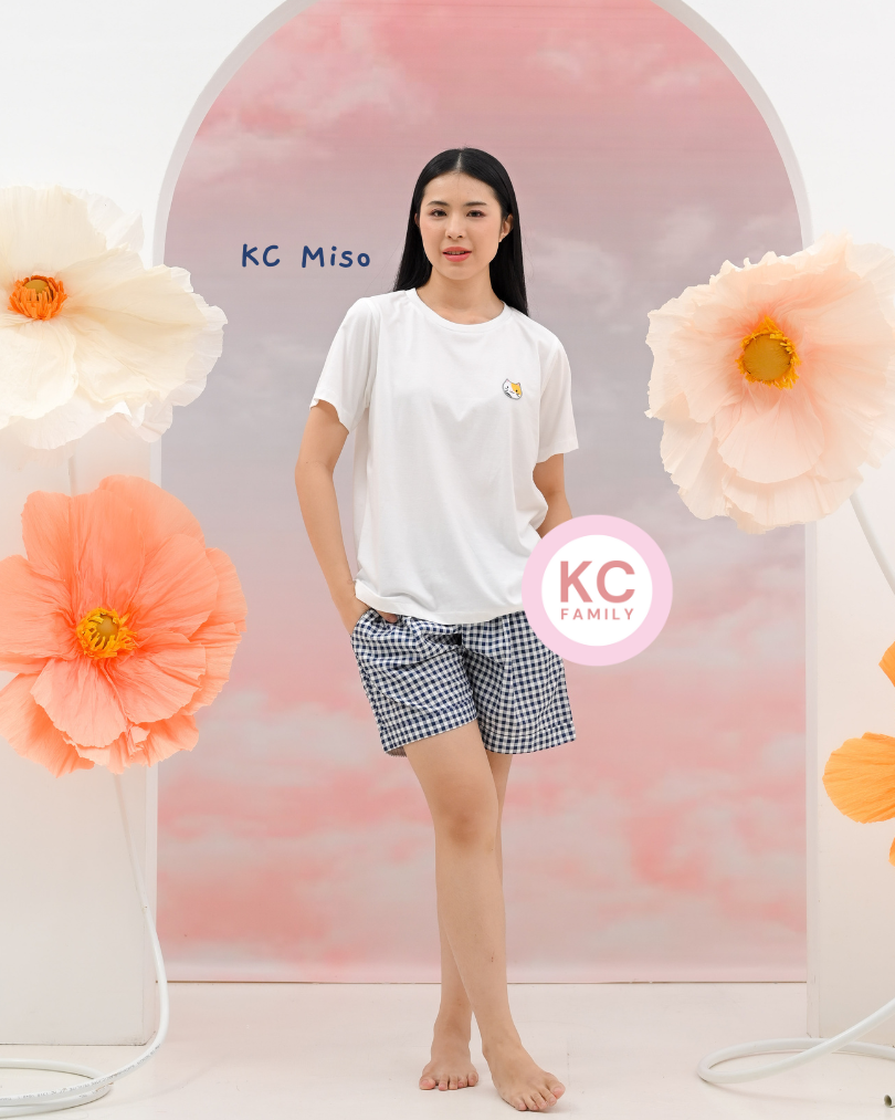 KC Miso in Gingham Paws  Baju Tidur Kaos dengan Celana Pendek  Piyama Kaos