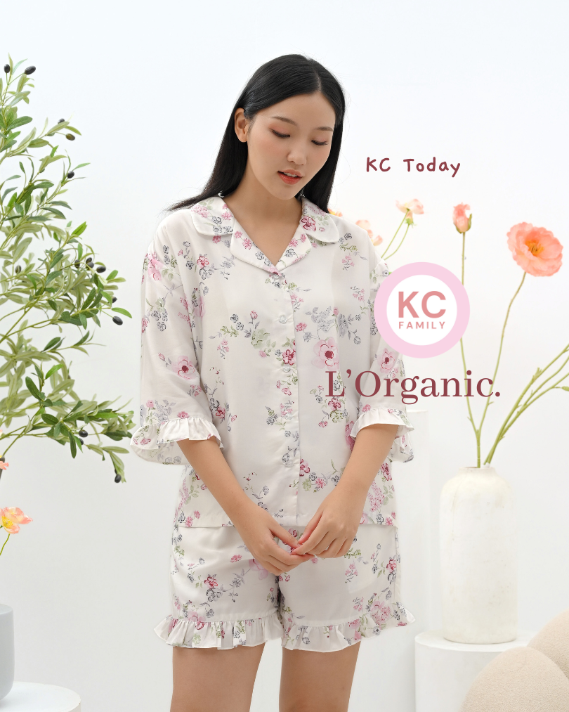 KC Today in Garden Waltz  Piyama Baju Tidur Lengan Sesiku 3/4 Celana Pendek