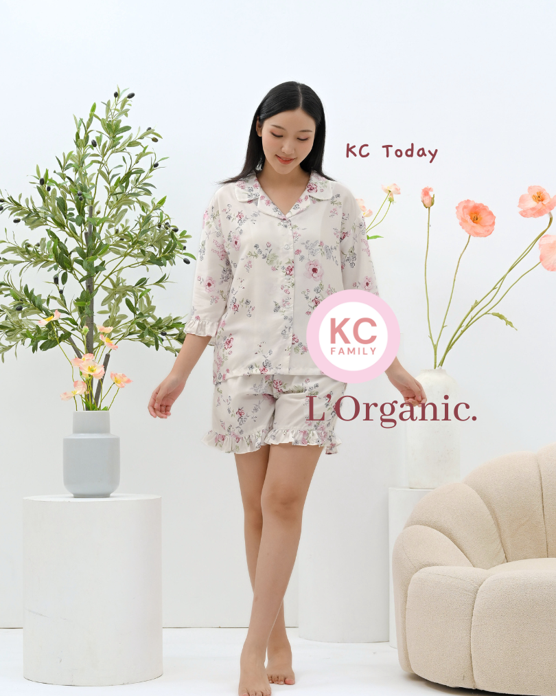 KC Today in Garden Waltz  Piyama Baju Tidur Lengan Sesiku 3/4 Celana Pendek