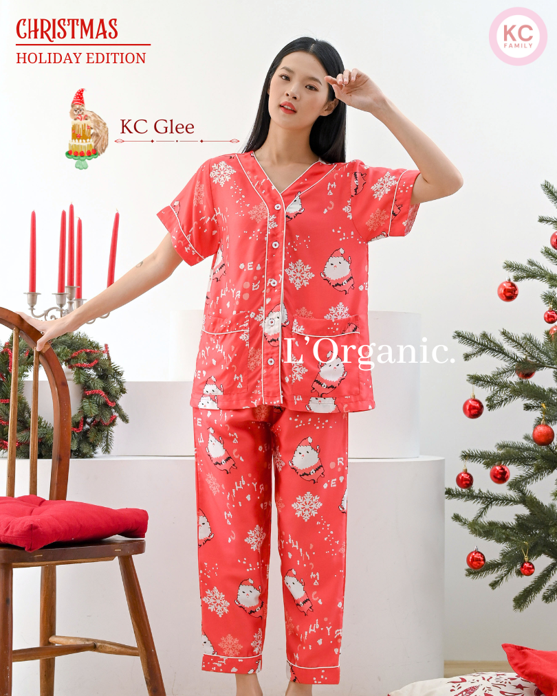KC Glee in Jolly Santa Piyama Wanita Baju Tidur Lengan Pendek Celana Panjang
