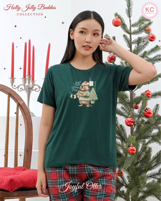 KC Miso in Joyful Otter Baju Kaos dengan  Celana Pendek Piyama Kaos