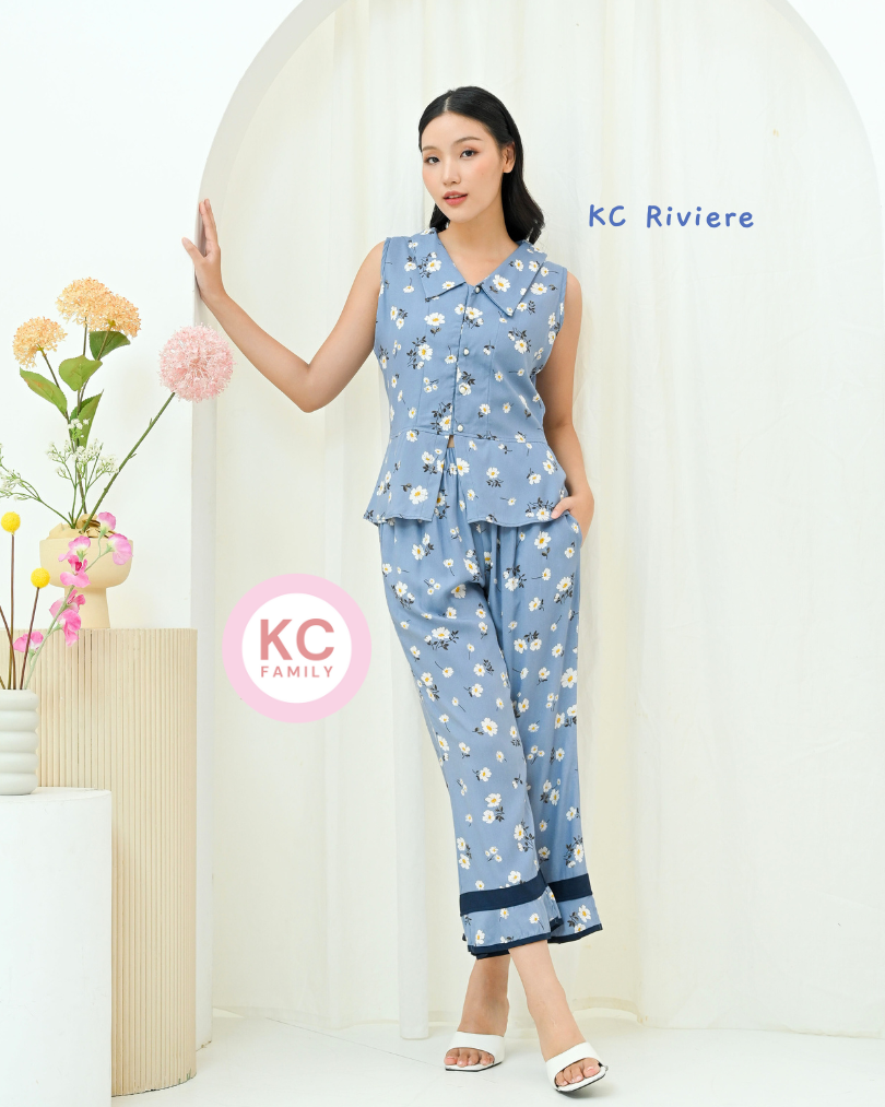 KC Riviere in Daisy Serenade Baju Wanita Tanpa Lengan Celana Panjang