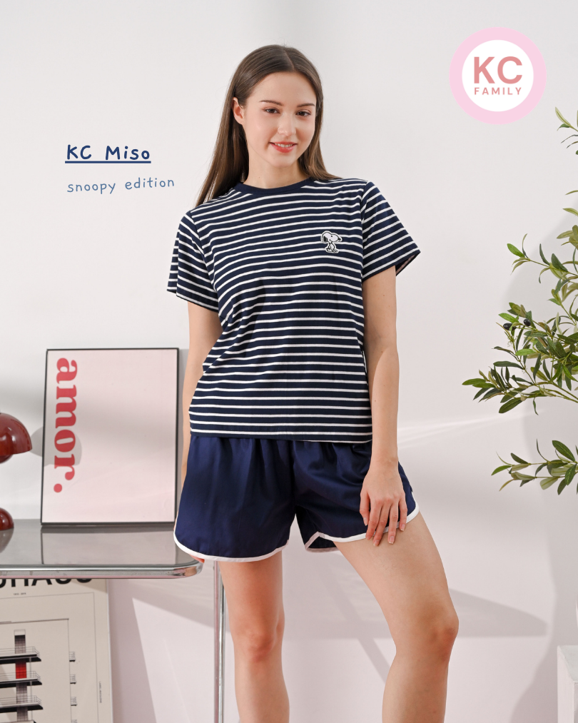 KC Miso In Snoopy O'Sailor Baju Kaos dengan Celana Pendek Piyama Kaos