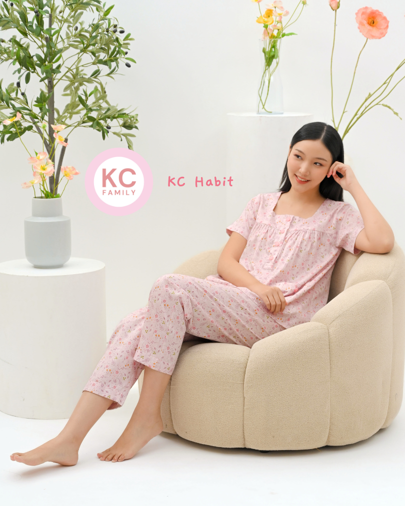 KC Habit in Floral Doodle Piyama Wanita Lengan Pendek Celana Panjang
