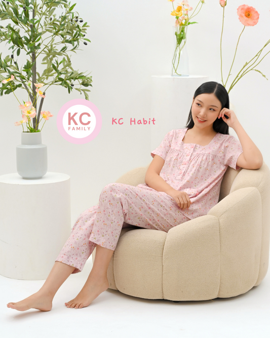 KC Habit in Floral Doodle Piyama Wanita Lengan Pendek Celana Panjang