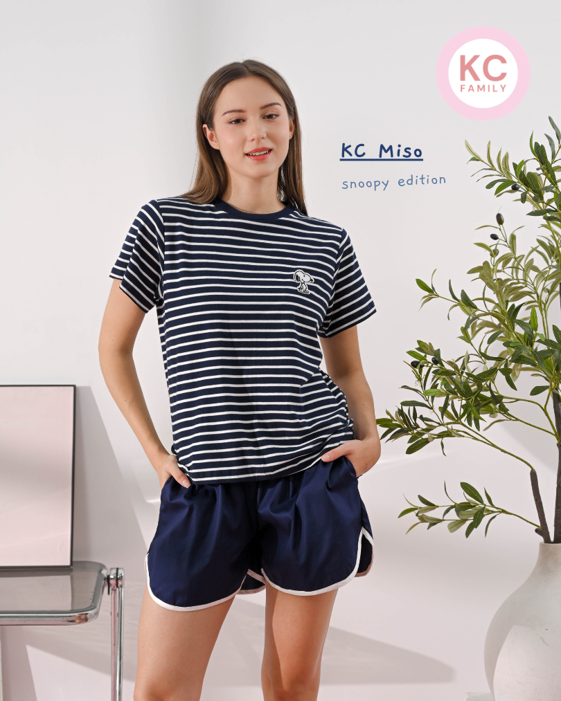 KC Miso In Snoopy O'Sailor Baju Kaos dengan Celana Pendek Piyama Kaos