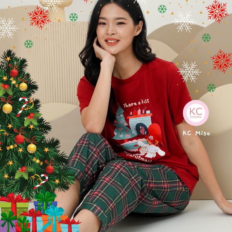 KC Miso in Cute Puppy on X-mas Edition Baju Kaos Lengan Pendek Celana Panjang