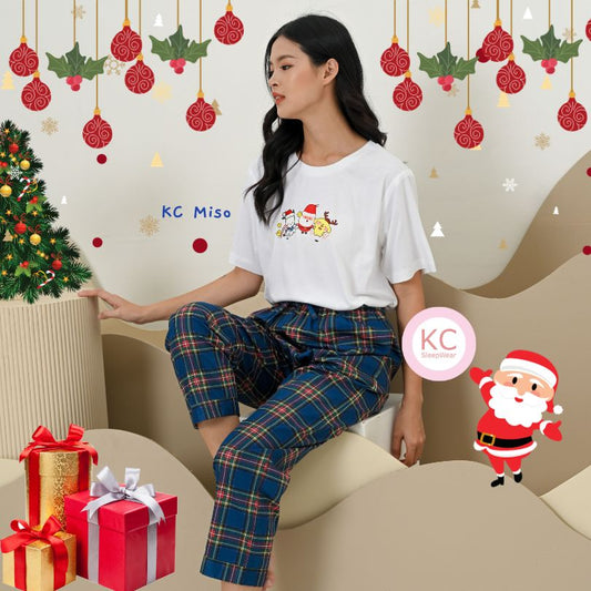 KC Miso in Santa with Friends Edition Baju Kaos Lengan Pendek Celana Panjang